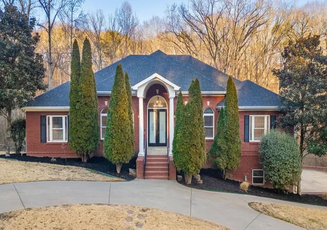 Homes for sale in Ooltewah, TN | 2210 Poplar Grove Dr, Ooltewah, TN 37363 | MLS# 3256258