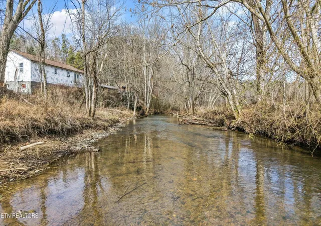 5th image of 1964 Little Valley Rd, Sevierville, TN 37862 | MLS# 3129556