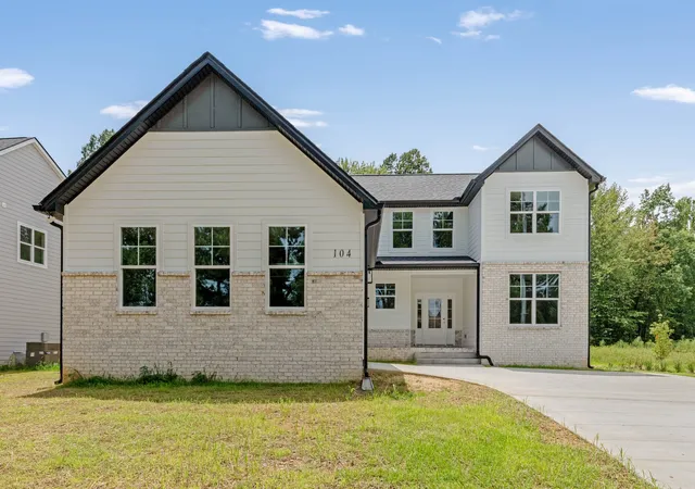 image of 105 Esteph Ct, White House, TN 37188 | MLS# 3129616