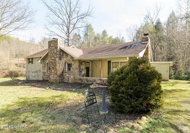 1st image of 827 Mill Creek Rd, Pigeon Forge, TN 37863 | MLS# 3317273