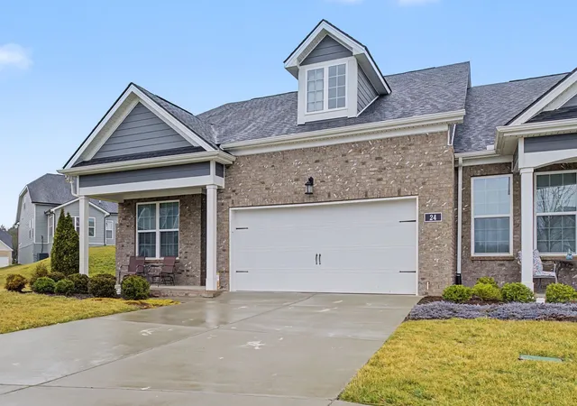 Photo 2 of Townhouse for sale at 24 Cinnamon Ct, Mount Juliet, TN 37122 | MLS# 3133132 | Listing updated on 2026-04-12