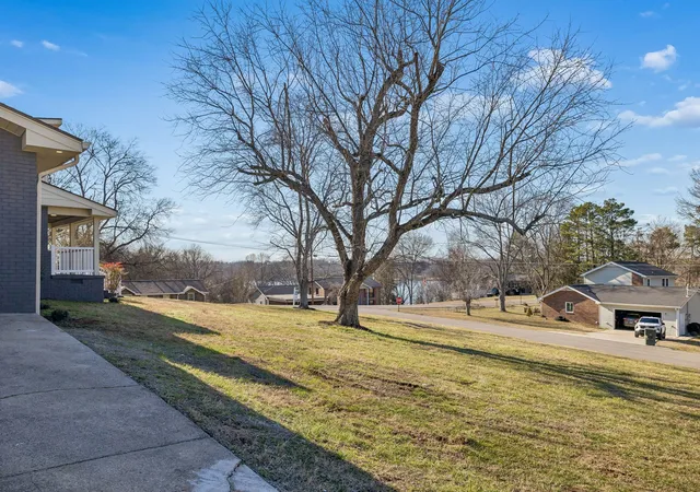 Photo 4 of Single family home for sale at 240 NW Clearview Dr, Mount Juliet, TN 37122 | MLS# 3130624 | Listing updated on 2026-08-15