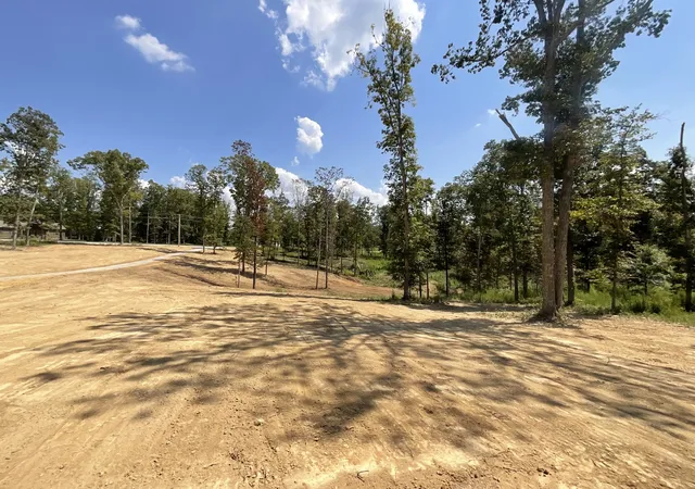 Photo 2 of Sale Pending at 5 Rocky Top Ln, Erin, TN 37061 | MLS# 3133381 | Listing updated on 2026-09-05
