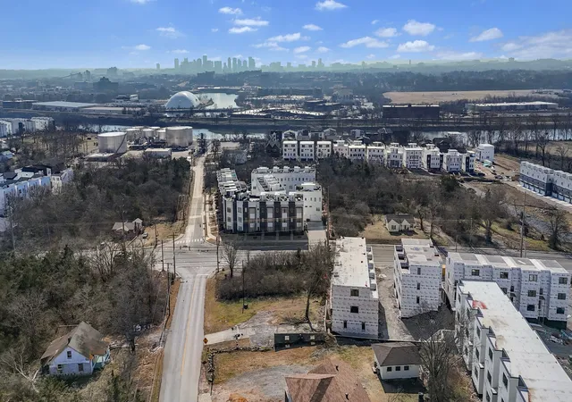 2nd image of 2605 Old Buena Vista Rd, Nashville, TN 37218 | MLS# 3130655