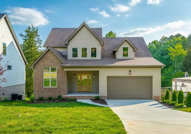 Photo 1 of Single family home for sale at 676 Courtney Ln, Chattanooga, TN 37415 | MLS# 3130817 | Listing updated on 2026-10-29