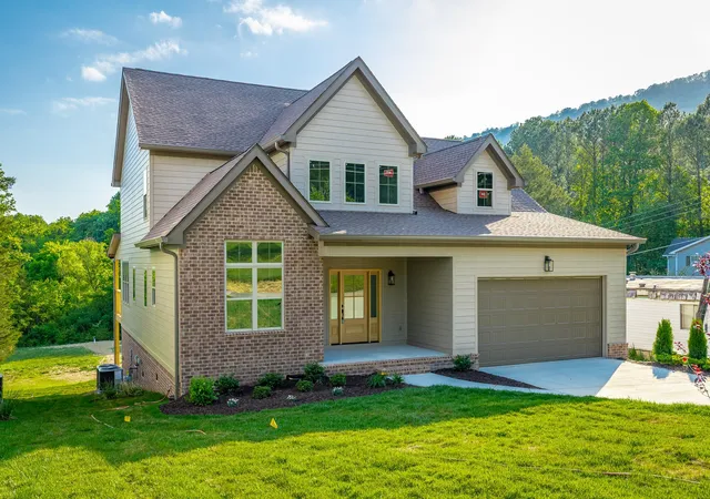Photo 4 of Single family home for sale at 676 Courtney Ln, Chattanooga, TN 37415 | MLS# 3130817 | Listing updated on 2026-10-29