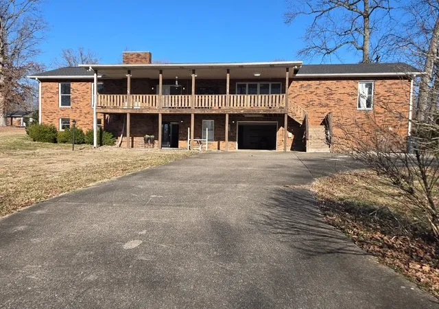 3rd image of 1501 Hillwood Cir, Lafayette, TN 37083 | MLS# 3130905