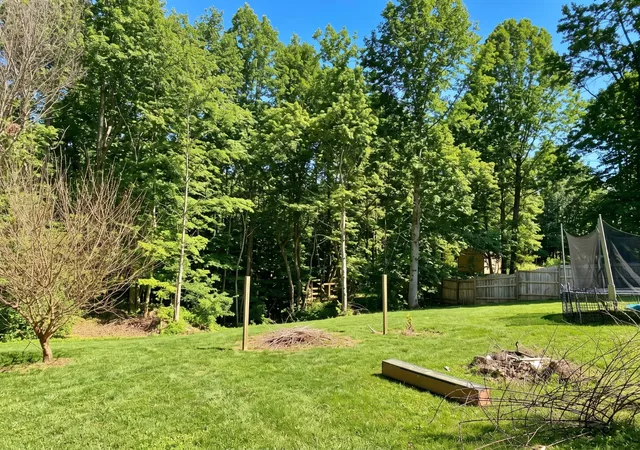 Photo 3 of Single family home for sale at 225 Lake Forrest Rd, Lynchburg, TN 37352 | MLS# 3133883 | Listing updated on 2026-08-31