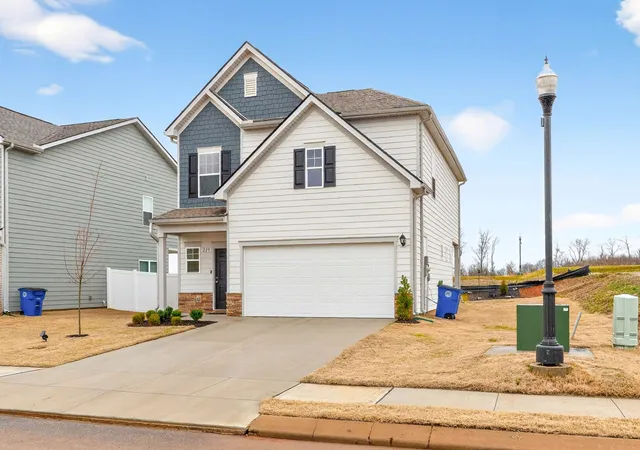Homes for sale in Shelbyville, TN | 225 Hillview Ave, Shelbyville, TN 37160 | MLS# 3133516