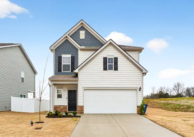 Homes for sale in Shelbyville, TN | 225 Hillview Ave, Shelbyville, TN 37160 | MLS# 3133516
