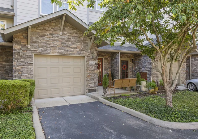 Listing Photo 3 - Condo for sale in building located at 320 Old Hickory Blvd, Nashville, TN 37221 - Unit #2206