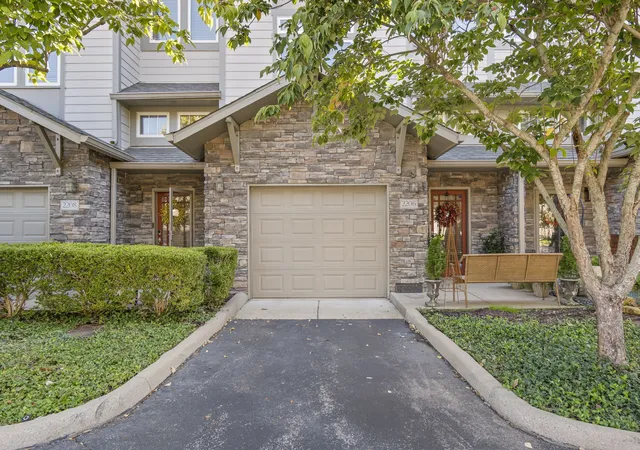 Listing Photo 5 - Condo for sale in building located at 320 Old Hickory Blvd, Nashville, TN 37221 - Unit #2206