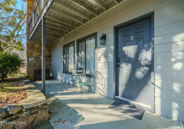 3rd image of 4164 Old Webb Creek Rd #APT 5, Gatlinburg, TN 37738 | MLS# 3278495