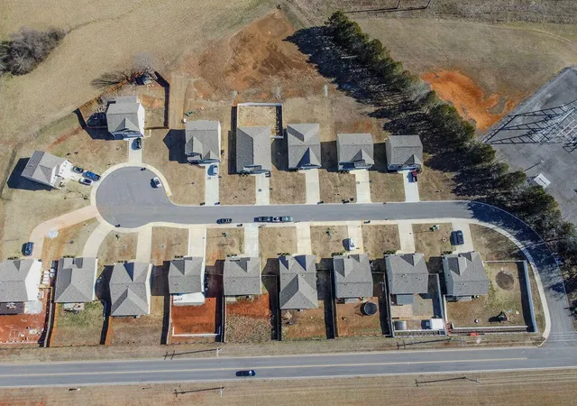 Homes for sale in Athens, TN | 114 Dupitt Circle, Athens, TN 37303 | MLS# 3216296