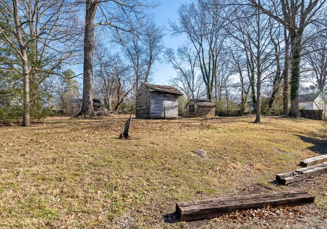 Homes for sale in Wartrace, TN | 307 Vine St S, Wartrace, TN 37183 | MLS# 3131418