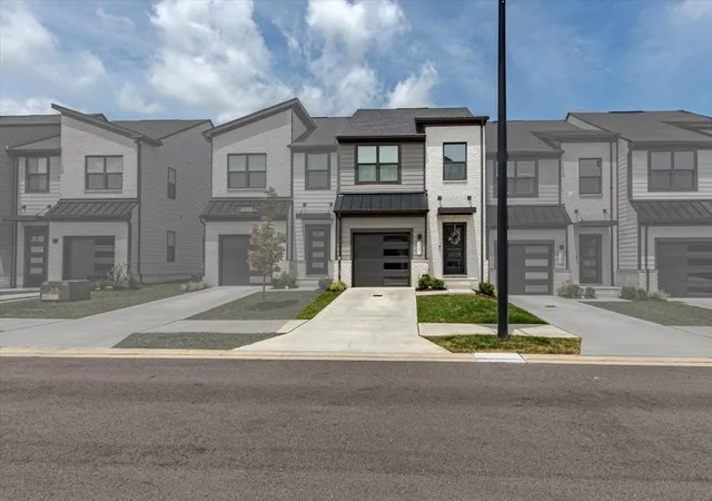 3rd image of 1121 Riverbrook Dr, Gallatin, TN 37066 | MLS# 3147563