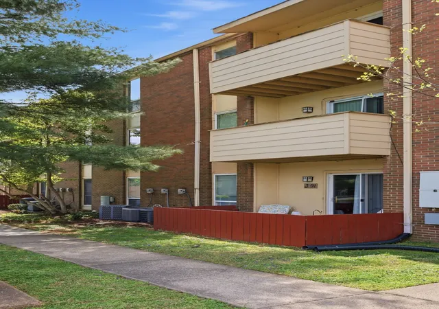 Homes for sale in Nashville, TN | 515 Basswood Ave #J94, Nashville, TN 37209 | MLS# 3168816