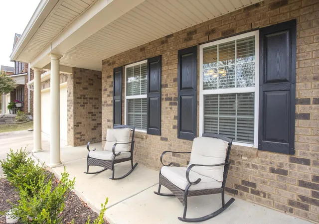 Photo 3 of Single family home for sale at 1006 Patmore Ln, Hendersonville, TN 37075 | MLS# 3135240 | Listing updated on 2026-10-08
