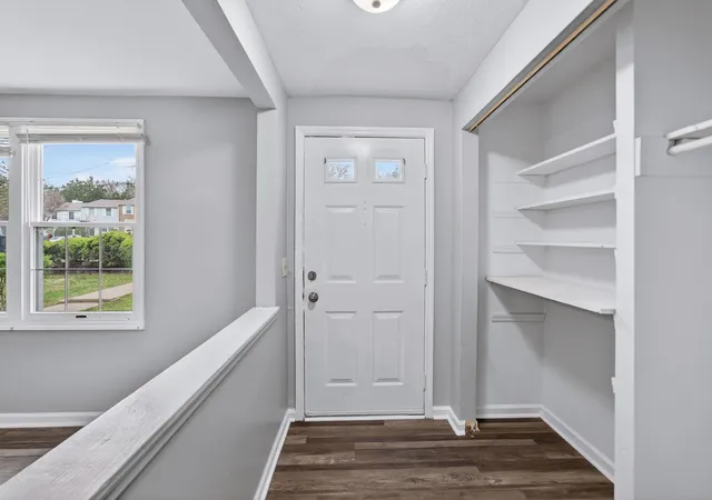 Photo 3 of Townhouse for sale at 2830 Lake Forest Dr, Nashville, TN 37217 | MLS# 3164761 | Listing updated on 2026-08-19