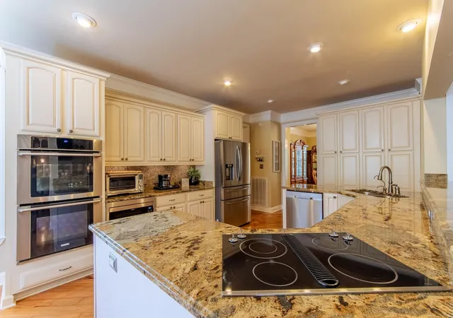 Photo 4 of Single family home for sale at 1240 Point Grand Dr, Savannah, TN 38372 | MLS# 3594432 | Listing updated on 2026-09-29