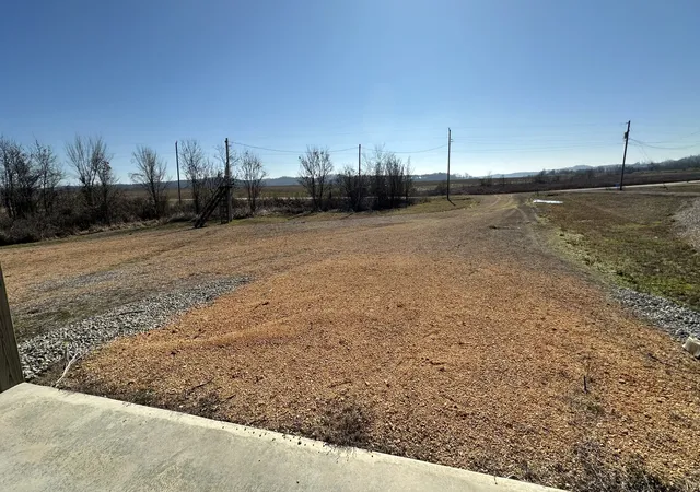 4th image of 2287 Hardin Bottom River Road, Clifton, TN 38425 | MLS# 3134692
