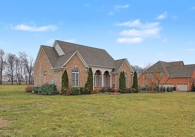Homes for sale in Columbia, TN | 6913 Zion Crossing Court, Columbia, TN 38401 | MLS# 3133518