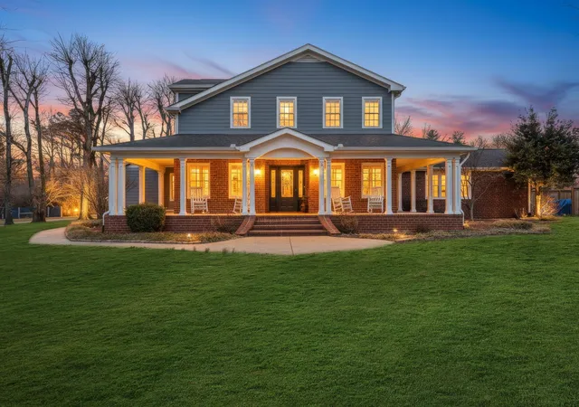 Photo 1 of Single family home for sale at 5032 Twin Lakes Dr, Old Hickory, TN 37138 | MLS# 3145719 | Listing updated on 2026-09-17