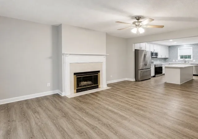 Photo 2 of Sale Pending at 1645 Baltimore Dr, Clarksville, TN 37043 | MLS# 3133892 | Listing updated on 2026-07-08