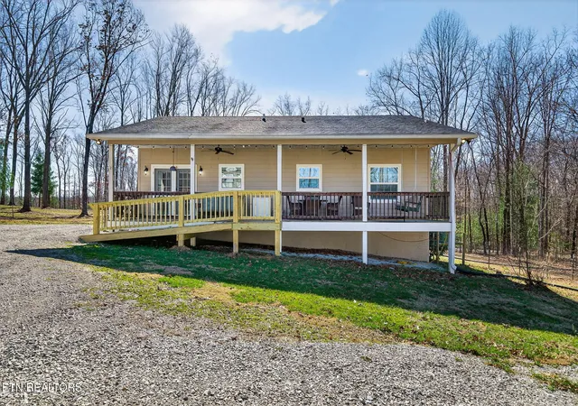 4th image of 875 S Fork Dr, Jamestown, TN 38556 | MLS# 3133521