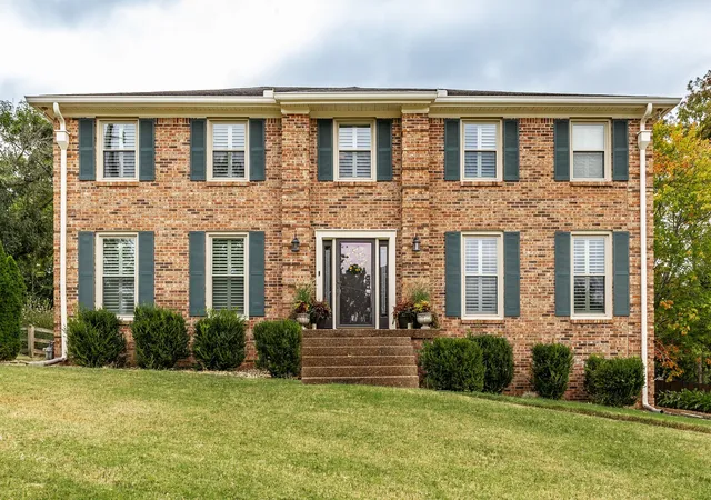 Photo 1 of Single family home for sale at 107 Meadow Ln, Hendersonville, TN 37075 | MLS# 3598262 | Listing updated on 2026-10-07