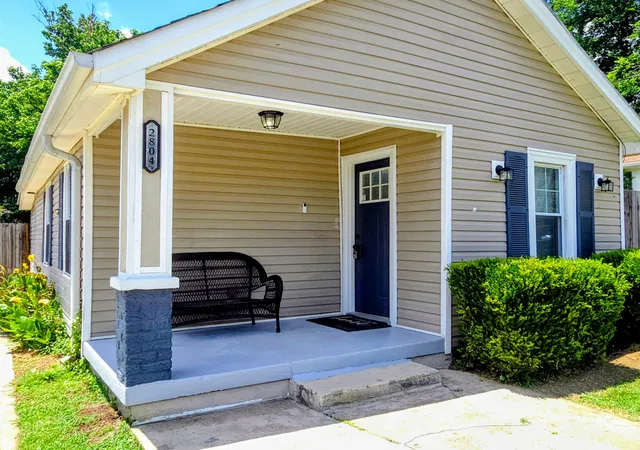 Homes for sale in Old Hickory, TN | 2804 Elliott Dr, Old Hickory, TN 37138 | MLS# 3133886