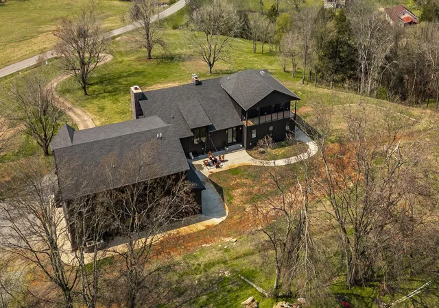 3rd image of 1554 Latimer Ln, Hendersonville, TN 37075 | MLS# 3133972