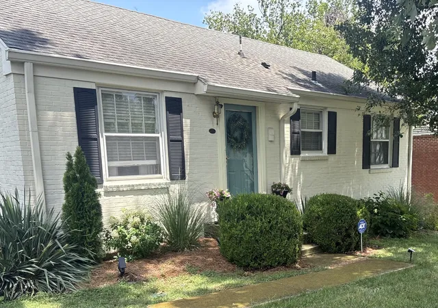 1st image of 5536 Oakmont Cir, Nashville, TN 37209 | MLS# 3155917