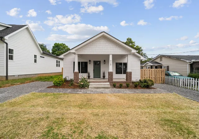 1st image of 928 Glass St, Franklin, TN 37064 | MLS# 3234137