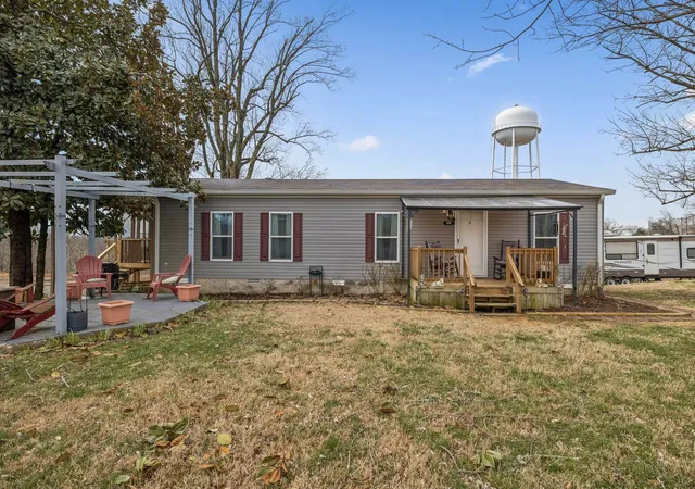 3rd image of 470 James Whitefield Rd, Bethpage, TN 37022 | MLS# 3136435