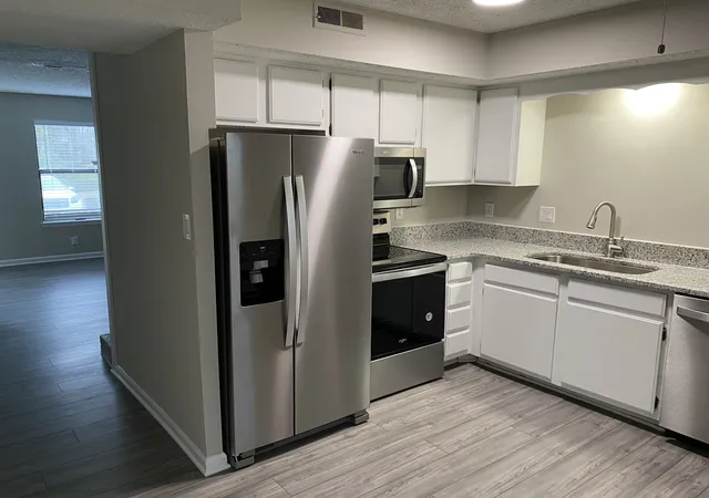Photo 4 of Multi family home for sale at 151 Edgewood Dr, Hendersonville, TN 37075 | MLS# 3134608 | Listing updated on 2026-04-02