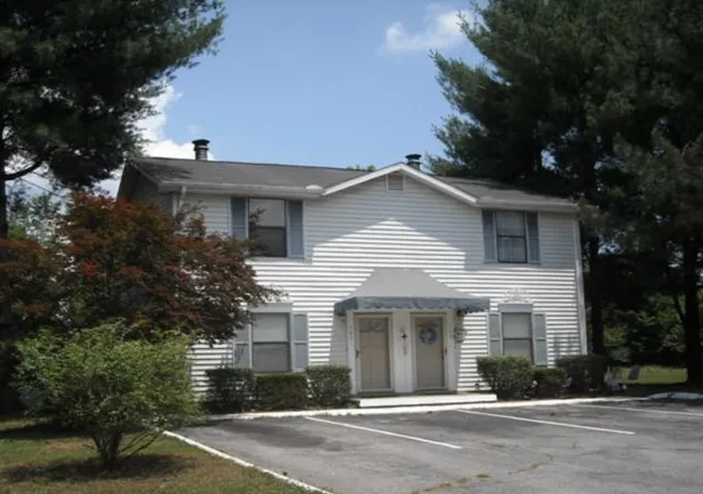 Photo 1 of Multi family home for sale at 151 Edgewood Dr, Hendersonville, TN 37075 | MLS# 3134608 | Listing updated on 2026-04-02