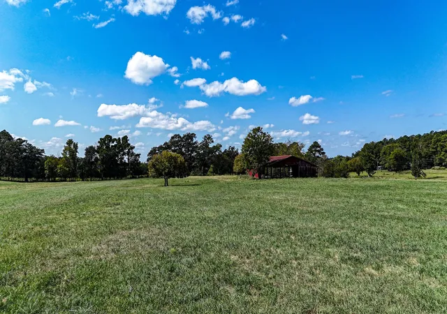 Homes for sale in Old Fort, TN | 2 Gap Springs Road Se, Old Fort, TN 37362 | MLS# 3224526
