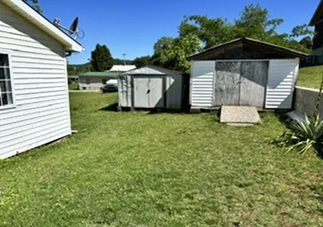 Homes for sale in Livingston, TN | 802 Water St, Livingston, TN 38570 | MLS# 3135082