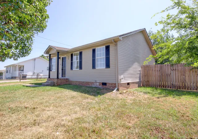 Photo 3 of Sale Pending at 928 Van Buren Ave, Oak Grove, KY 42262 | MLS# 3134531 | Listing updated on 2026-09-05