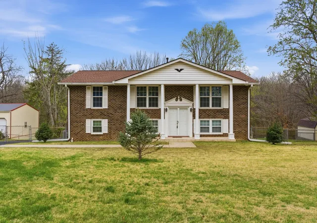 Homes for sale in Greenbrier, TN | 126 Robertson Ave, Greenbrier, TN 37073 | MLS# 3155458