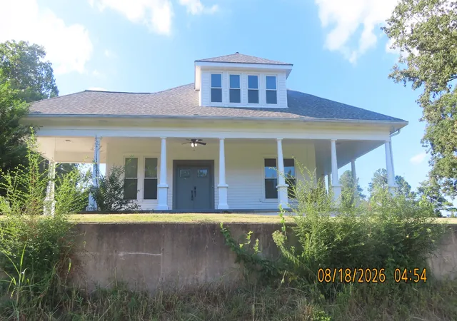 1st image of 200 E College St, Saulsbury, TN 38067 | MLS# 3134660