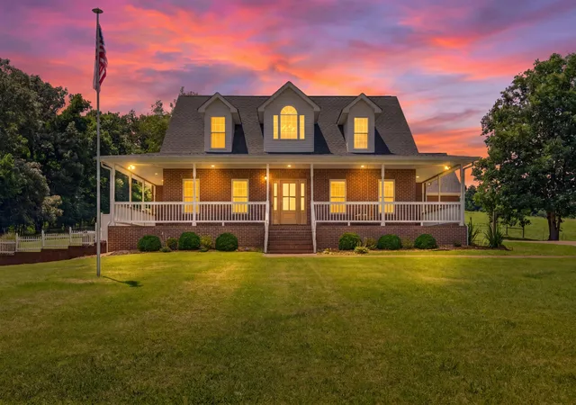 Homes for sale in Bumpus Mills, TN | 3989 Cadiz Rd, Bumpus Mills, TN 37028 | MLS# 3166266