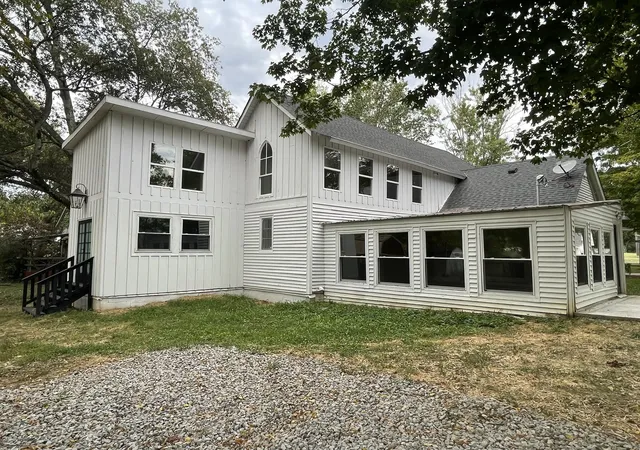 Homes for sale in Petersburg, TN | 401 College St, Petersburg, TN 37144 | MLS# 3135487