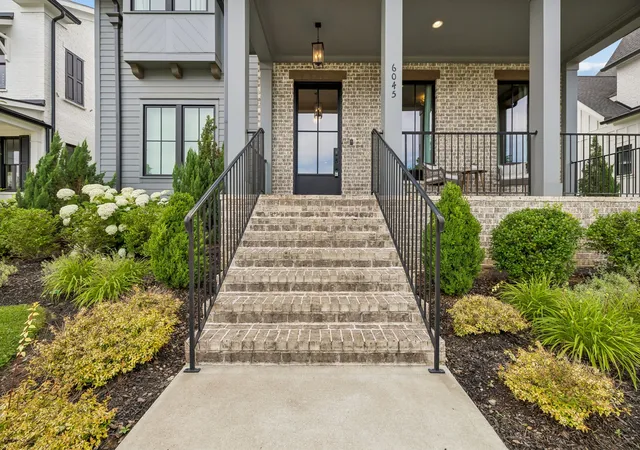 Photo 2 of Mansion for sale at 6045 Pasquo Rd, Nashville, TN 37221 | MLS# 3138563 | Listing updated on 2026-09-04
