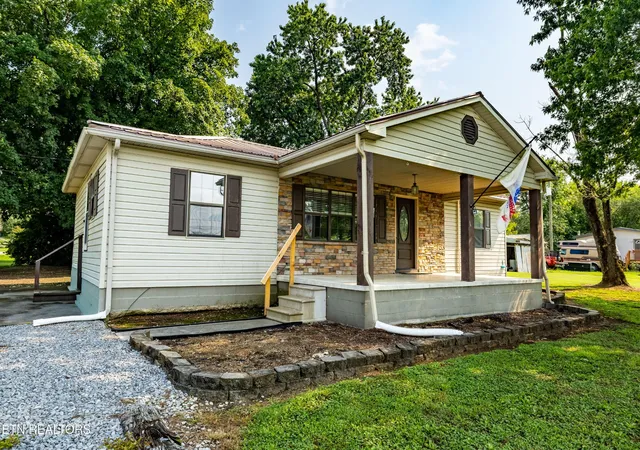 2nd image of 170 Dotson Rd, Greenback, TN 37742 | MLS# 3260670