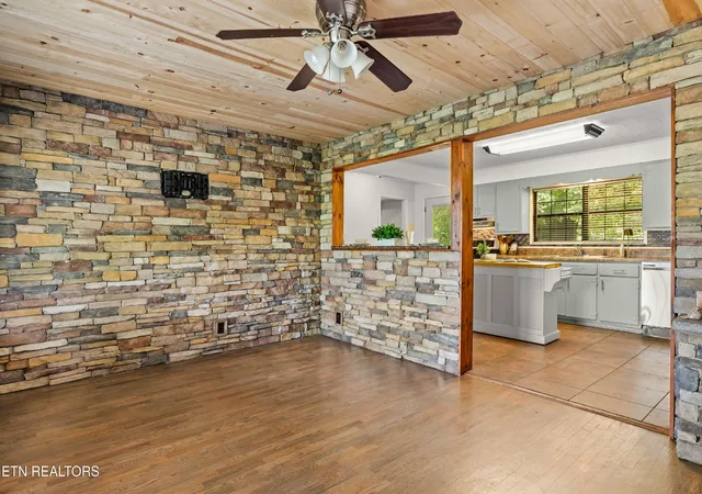 5th image of 170 Dotson Rd, Greenback, TN 37742 | MLS# 3260670