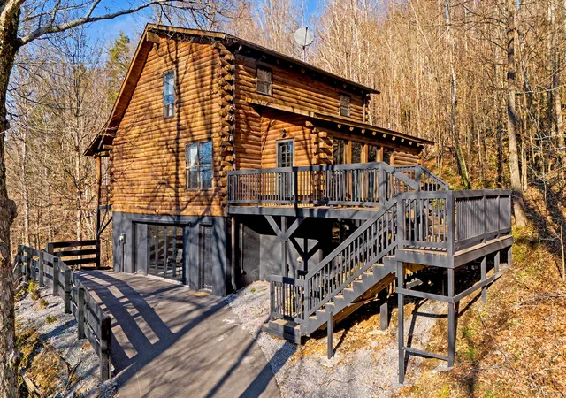 Photo 2 of Single family home for sale at 5290 Old Harding Rd, Franklin, TN 37064 | MLS# 3138412 | Listing updated on 2026-08-31
