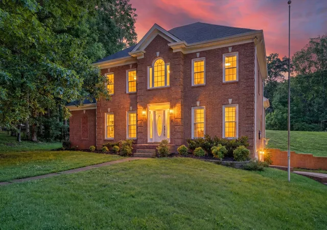 1st image of 950 Ridgewood Dr, Clarksville, TN 37043 | MLS# 3136362