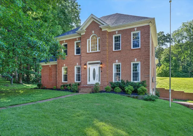 3rd image of 950 Ridgewood Dr, Clarksville, TN 37043 | MLS# 3136362